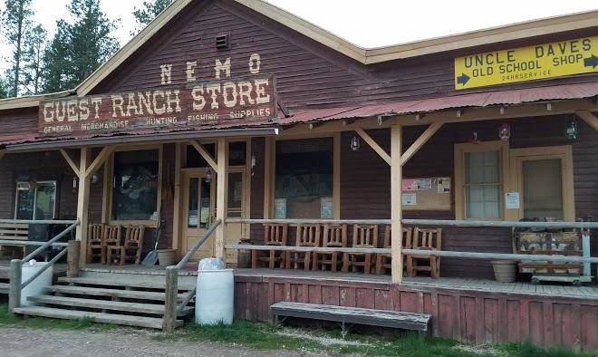 Nemo guest ranch