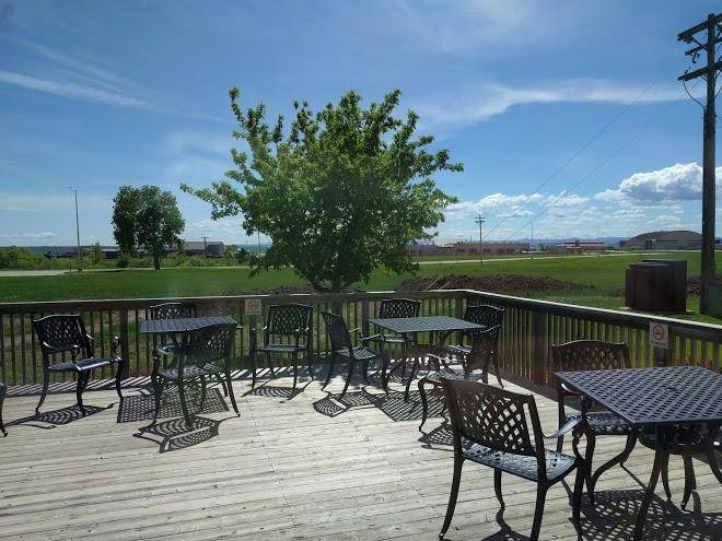 Pine tree inn