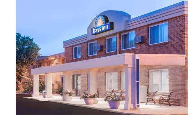 Days Inn By Wyndham Sioux Falls Empire Image