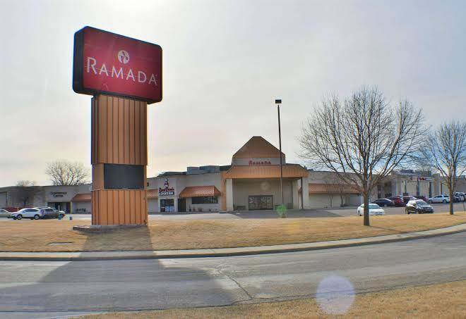 Ramada by wyndham sioux falls airport waterpark & event ctr
