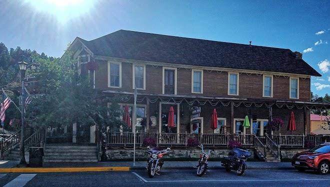 Alpine inn