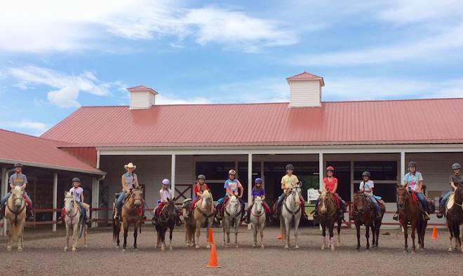 A tennessee dude & guest ranch