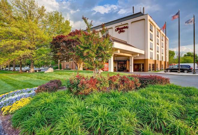 Hampton inn knoxville airport