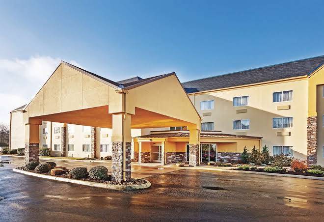 La quinta inn & suites by wyndham knoxville airport
