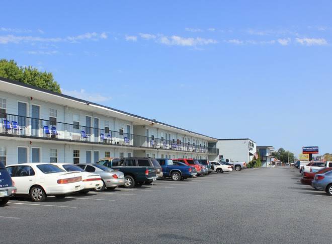 Daybreak suites cleveland llc
