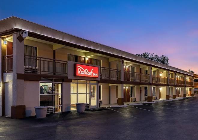 Red roof inn caryville