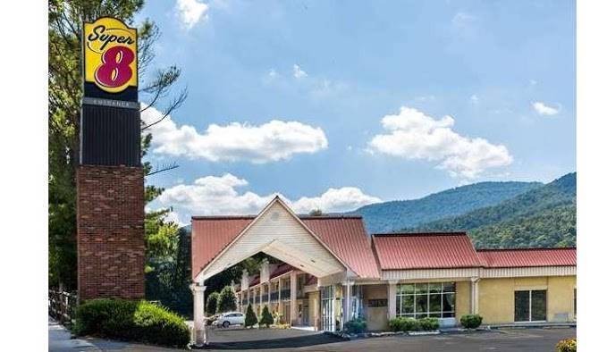 Super 8 by wyndham caryville tn
