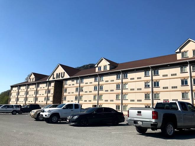 University Inn Image