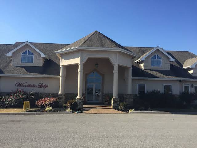 Woodlake lodge golf & country club