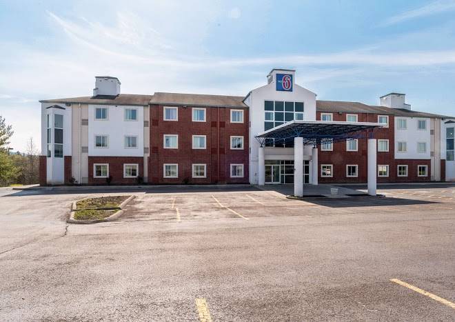 Motel 6 Newport Tn Image