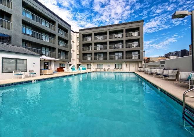 Courtyard By Marriott Nashville Vanderbilt West End Image