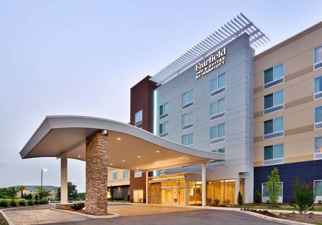 Fairfield inn & suites by marriott nashville airport