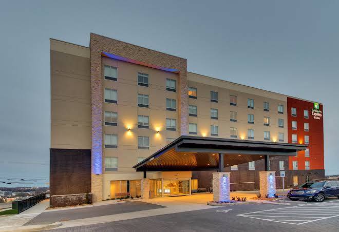 Holiday inn express & suites nashville metrocenter downtown