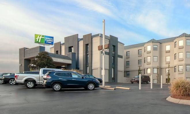 Holiday inn express & suites nashville i 40&i 24