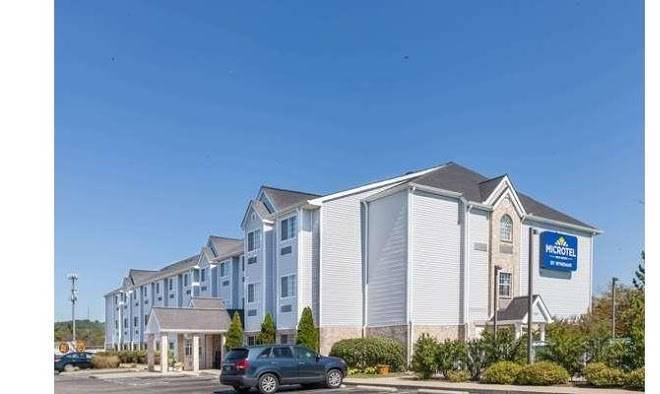 Microtel Inn & Suites By Wyndham Nashville Image