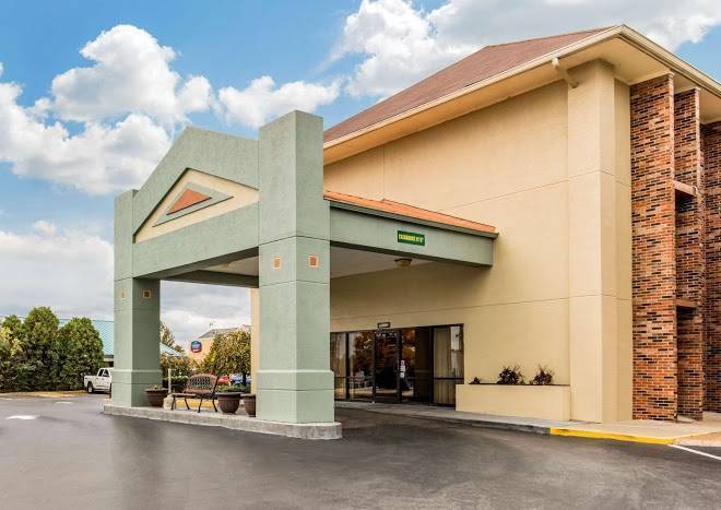 Quality inn opryland area