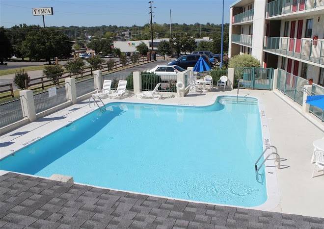 Somatel nashville airport hotel
