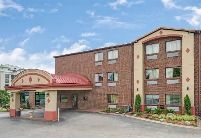 Super 8 by wyndham nashville east