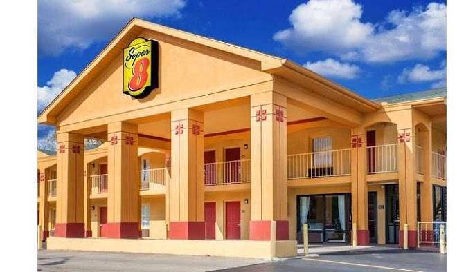 Super 8 by wyndham nashville west