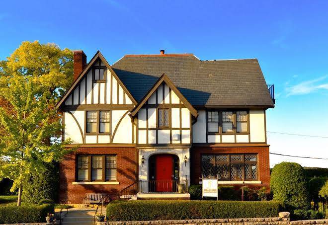 Bluff view inn