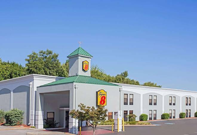 Super 8 by wyndham chattanooga hamilton place