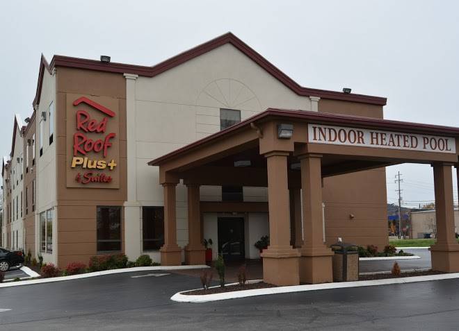Red roof plus+ & suites chattanooga downtown