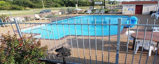 Savannah lodge hotel