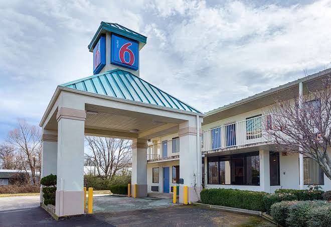 Motel 6 Bells Tn Brownsville Image