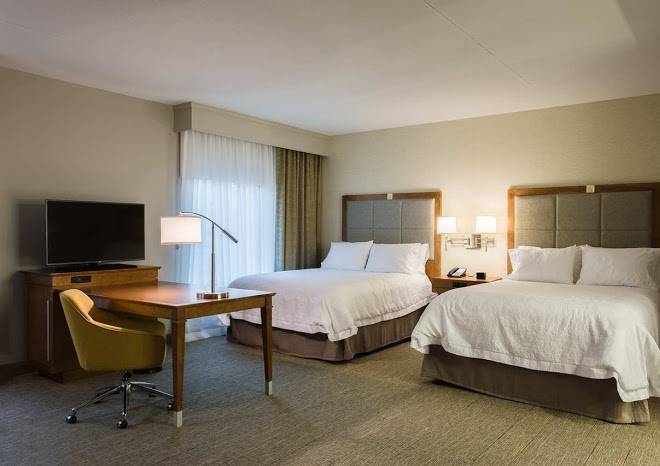 Hampton inn & suites knoxville papermill drive