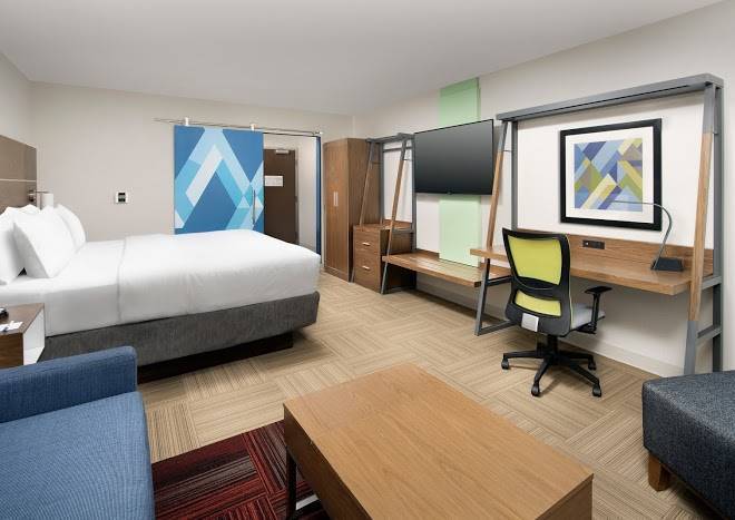 Holiday inn express knoxville strawberry plains