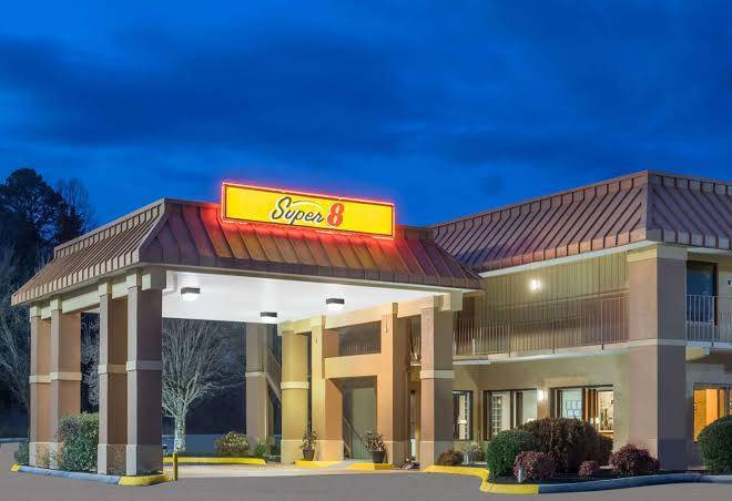 Super 8 by wyndham knoxville north powell