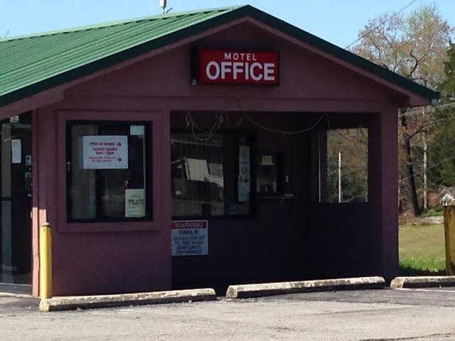 David Crockett Motel Image