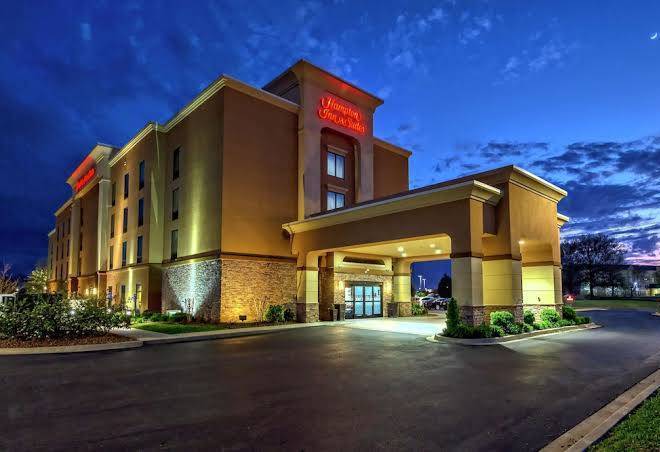 Hampton inn & suites clarksville