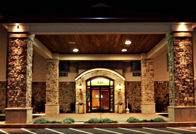 Bethel inn & suites