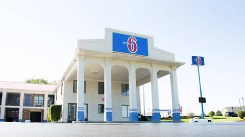 Motel 6 cookeville tn