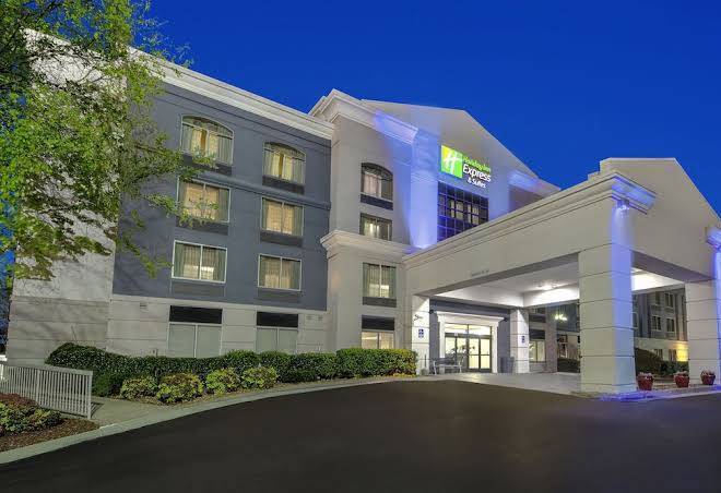 Holiday inn express murfreesboro central