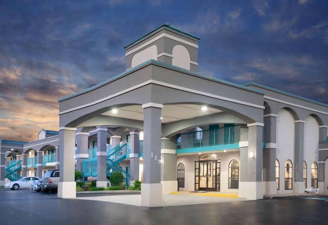 Super 8 by wyndham murfreesboro
