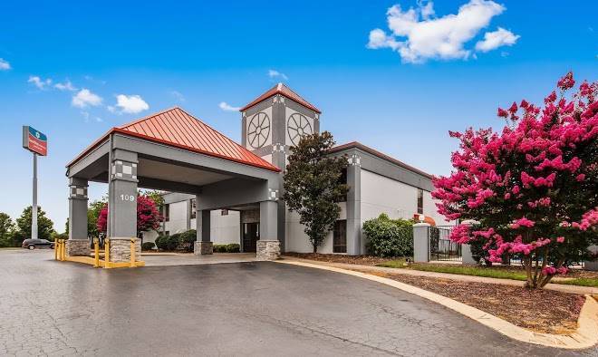 Surestay Plus Hotel By Best Western Nashville Southeast Image