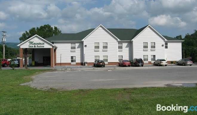 Mountain inn & suites