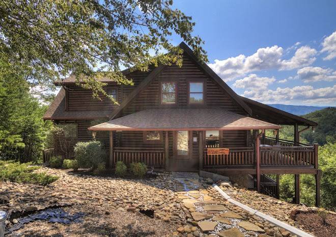 Accommodations by great cabins in the smokies