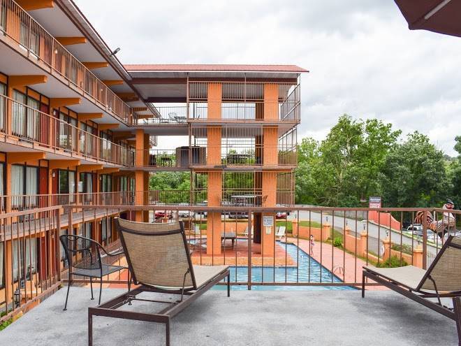 Americana inn and suites