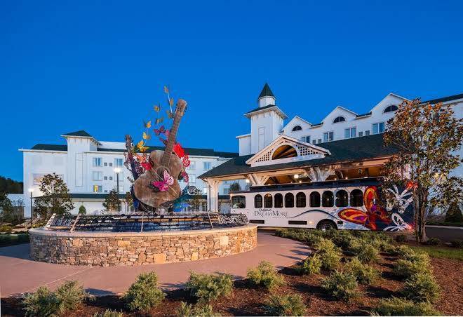 Dollywood's dreammore resort
