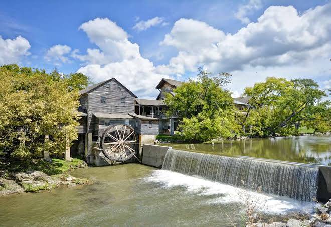Home2 suites by hilton pigeon forge