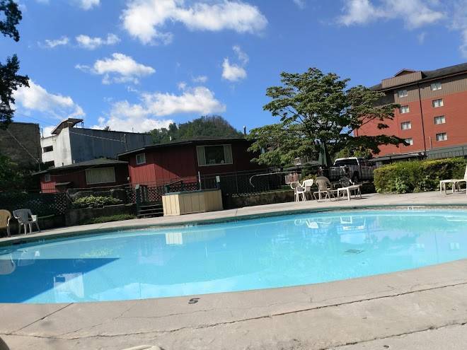 Mountain heritage inn