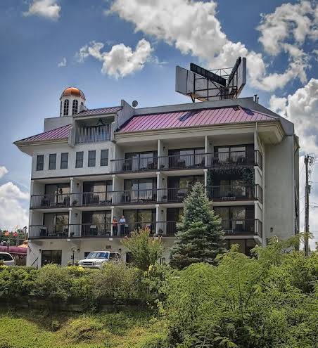 Rivergate mountain lodge and wedding chapel