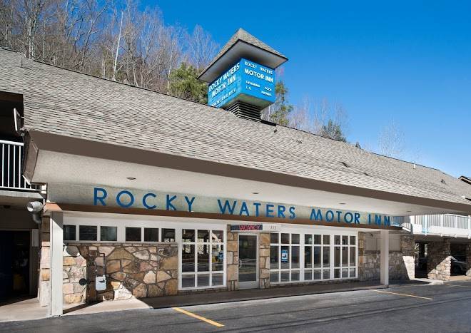 Rocky waters motor inn gatlinburg