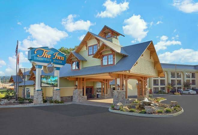 The inn on the river pigeon forge
