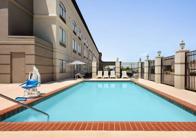 Country inn & suites by radisson wolfchase memphis tn