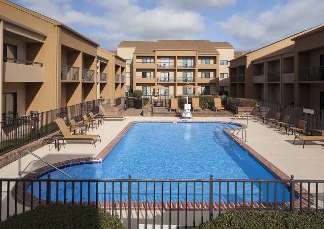 Courtyard by marriott memphis airport