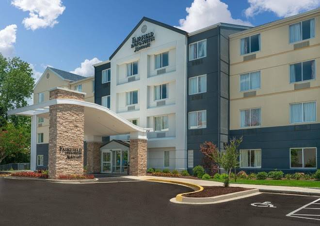 Fairfield inn & suites by marriott memphis i 240 & perkins